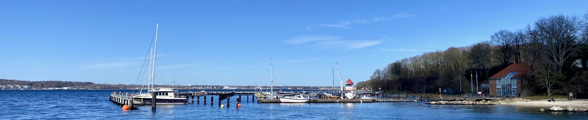 Der Segler-Hafen von Mönkeberg in der Kieler Bucht